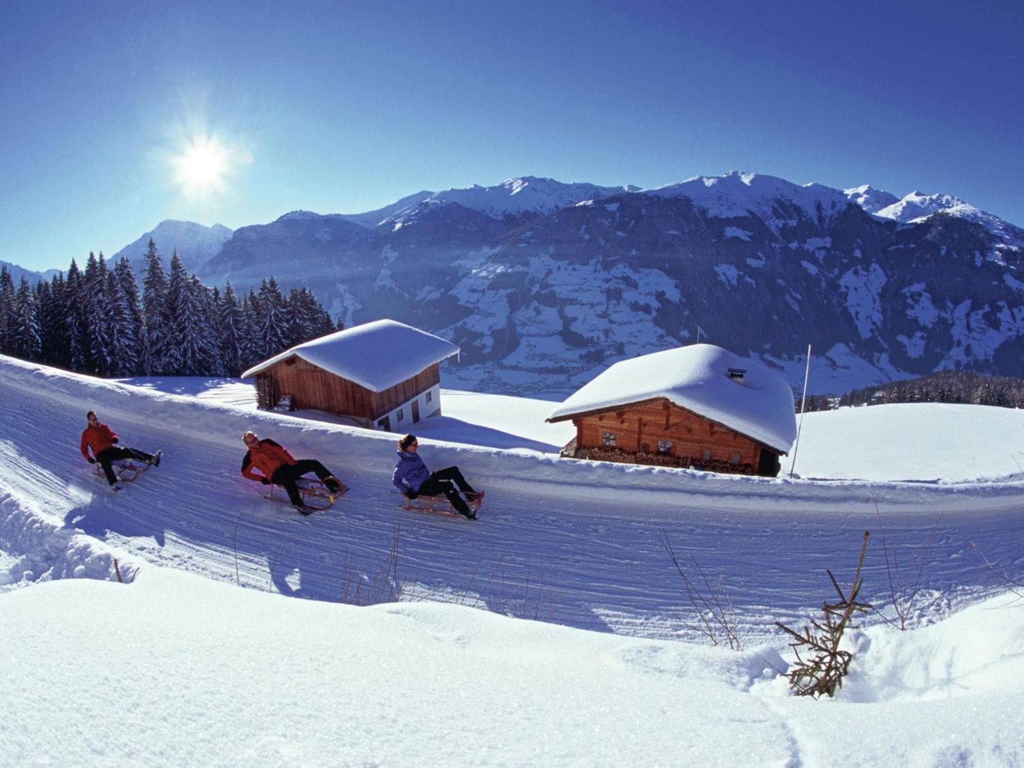 Spacious Holiday Flat Close To The Ski Area Uderns Extérieur photo